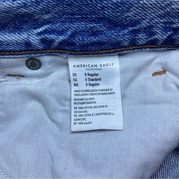 American Eagle Outfitters Ripped/Distressed Light Wash Jeans - Picture 5 of 5
